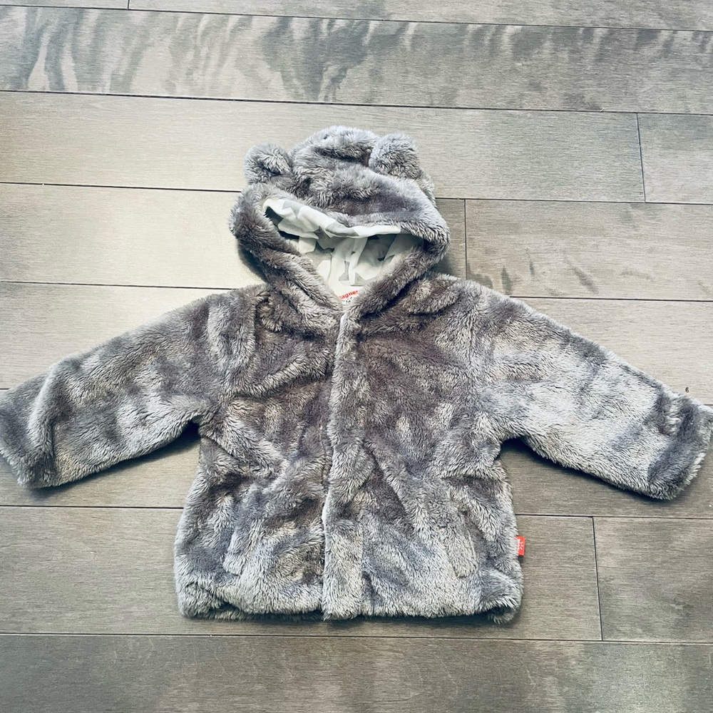 Magnetic Me gray hooded sweater.